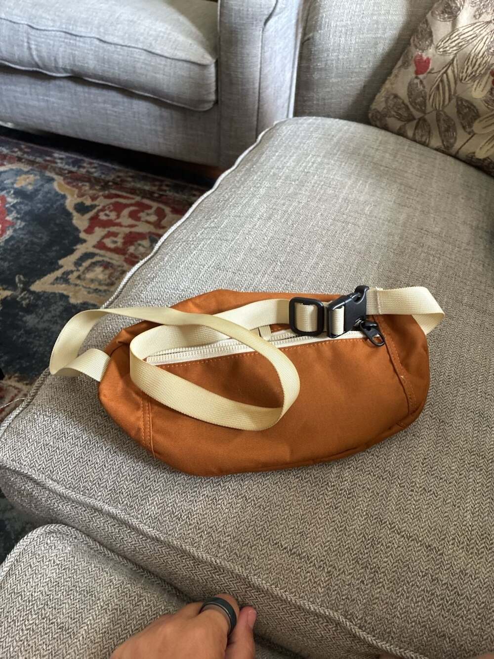 Walker Goods Louie Sling Bag in Cinnamon/Rust - Picture 7 of 7
